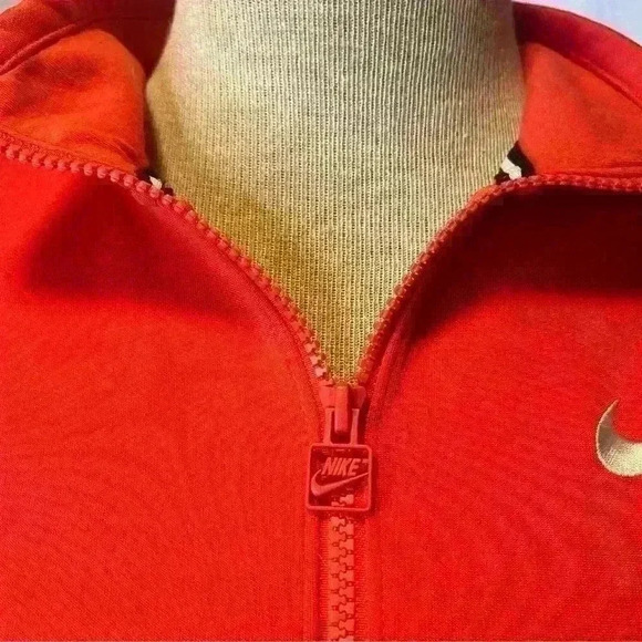 Nike Cropped Track Jacket in Jungle and Red Size M - Picture 3 of 6